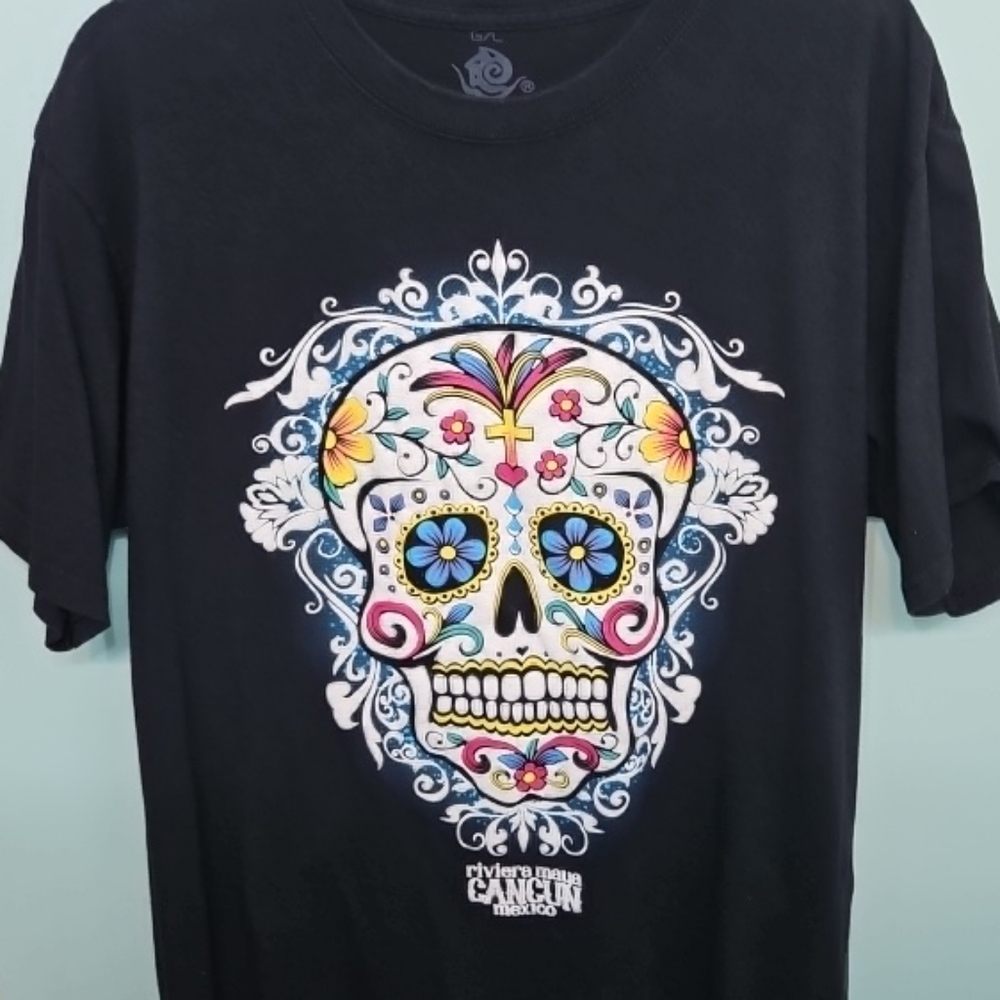Black Sugar Skull Graphic T-Shirt